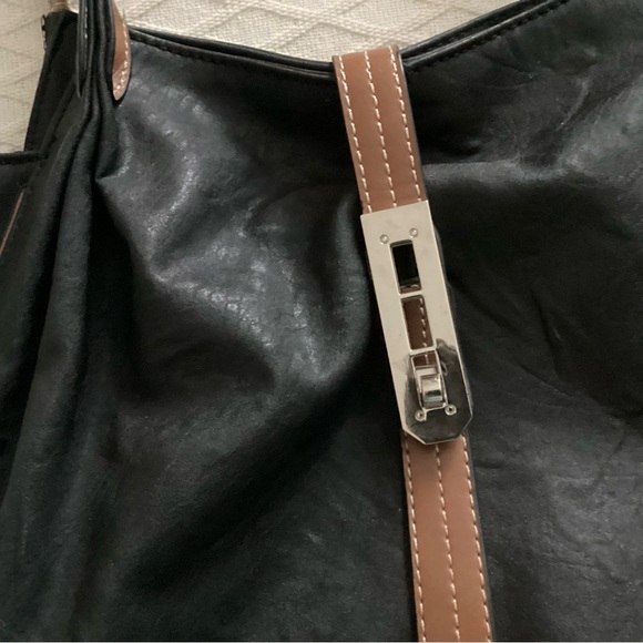 Sag Harbor Purse Tote Bag - Picture 9 of 13